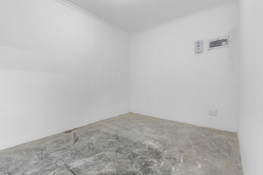 To Let commercial Property for Rent in Salt River Western Cape